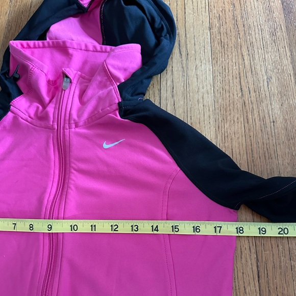 EUC Nike drifit jacket - Picture 6 of 6